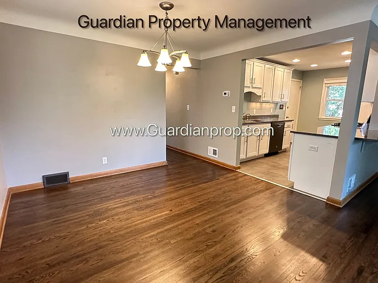 4402 Zenith Ave S — Photo 4