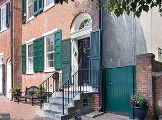 30 The Strand, New Castle, DE 19720