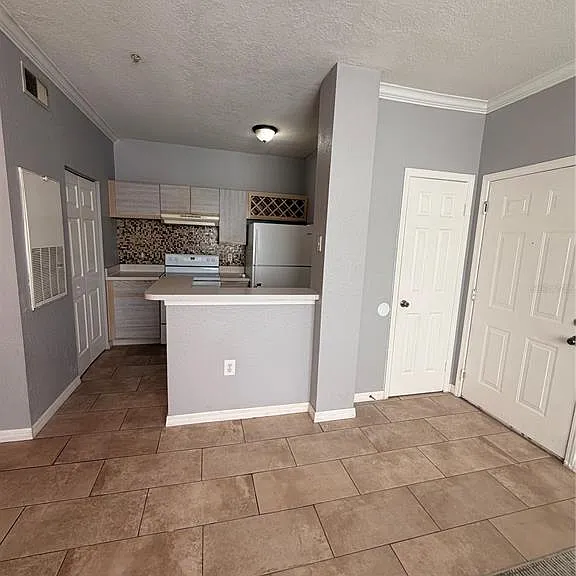 2674 Robert Trent Jones Dr #323 — Photo 8