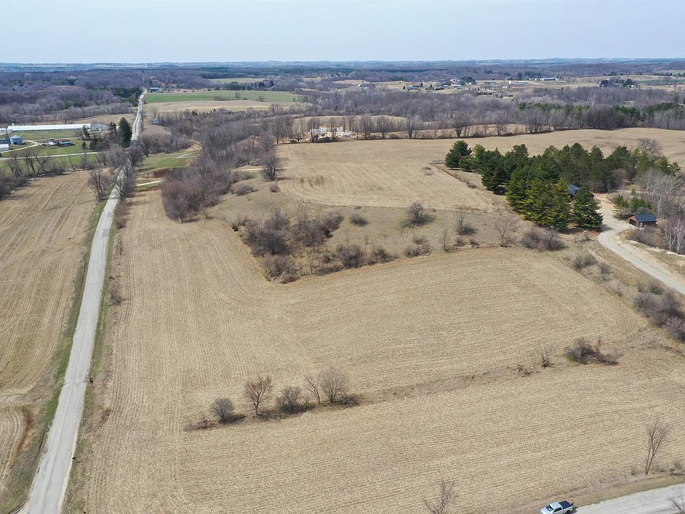 1st image of LOT 7 E Moraine Dr