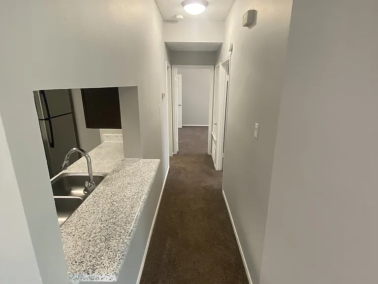 Summer House Apartment Homes — Photo 35