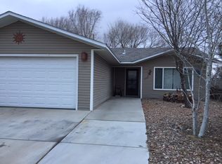 364 Valle Vista Dr, Farmington, NM 87401