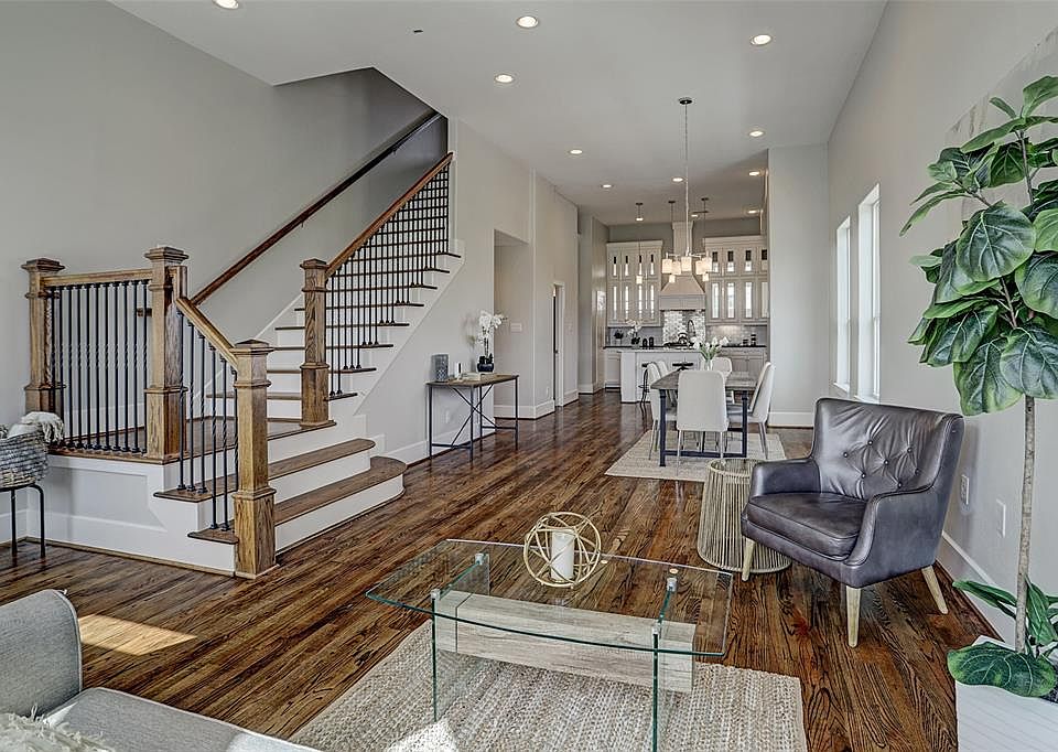 1st image of 2020 Mcgowen Street #21
