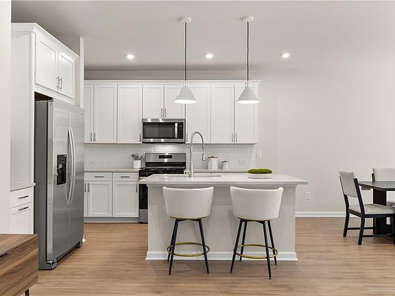 7th image of this home