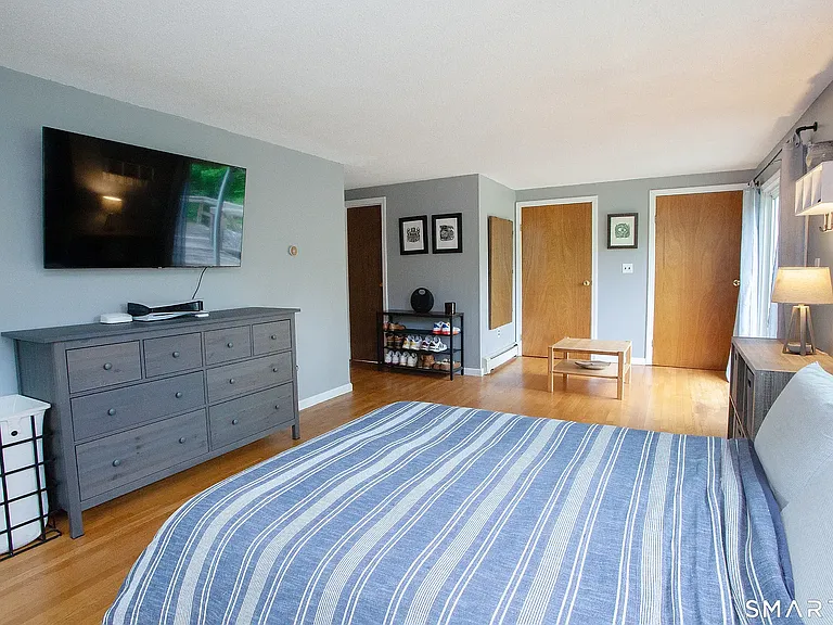 11 Winthrop St — Photo 13
