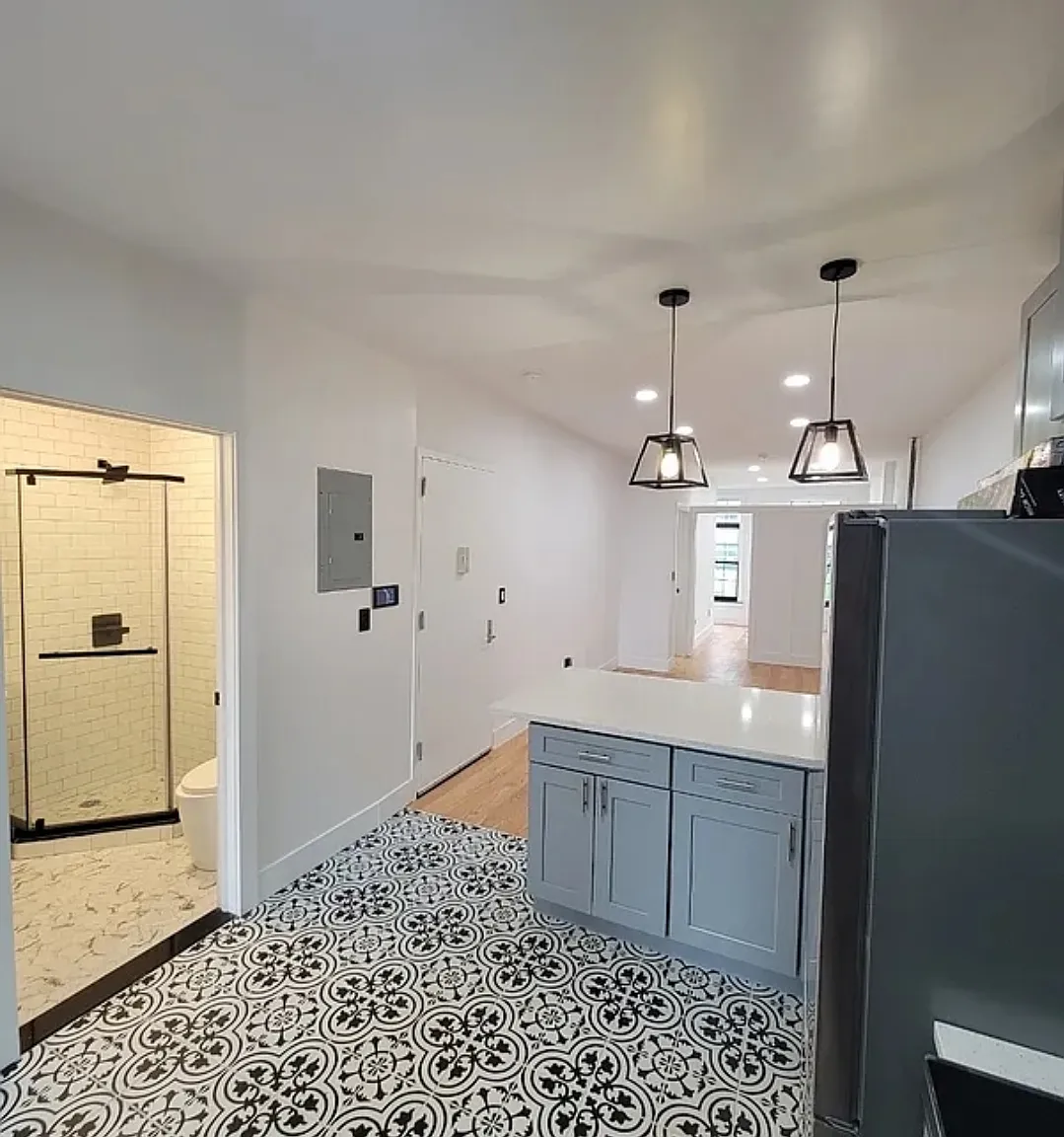 406 East 120th Street — Photo 2
