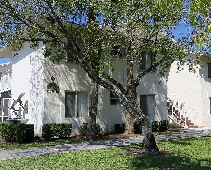 2nd image of 11581 NW 44th St