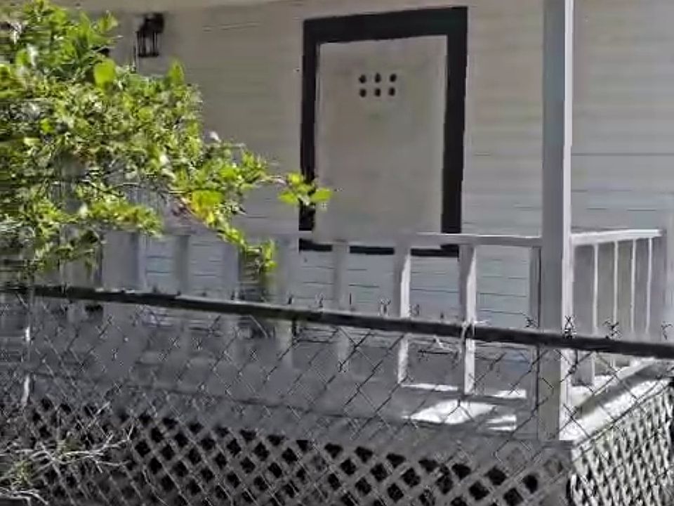 1st image of 1504 W 29th St
