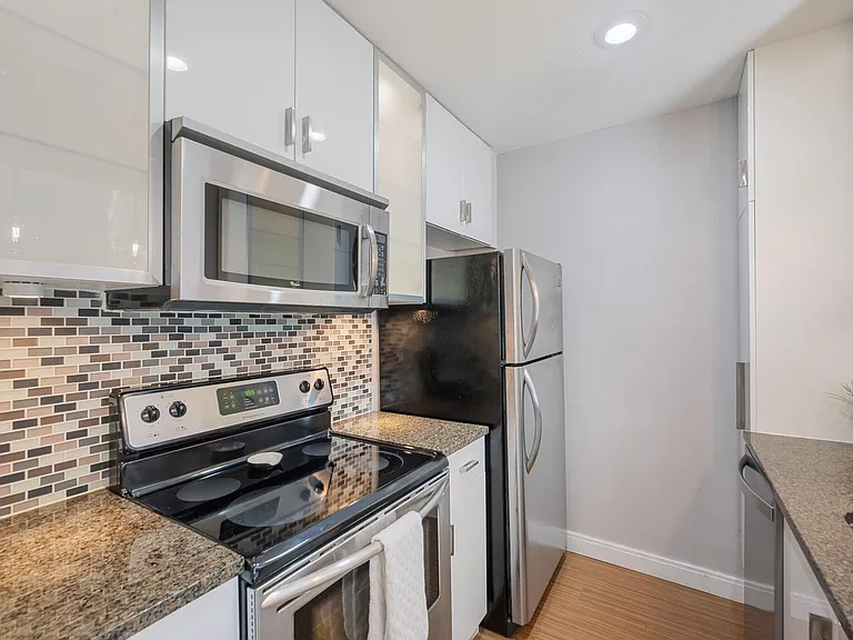 4211 Holland Ave #211 — Photo 5