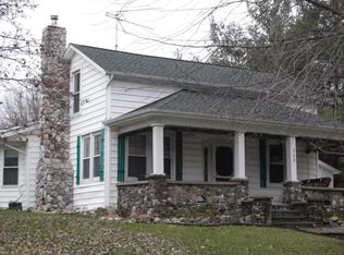 305 N 6th St, Pierceton, IN