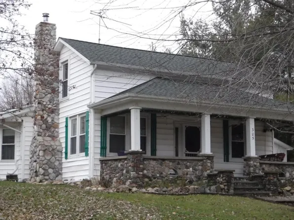 305 N 6th St, Pierceton, IN 46562