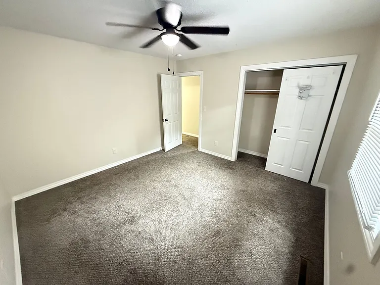 3642 S Westwood Ave — Photo 21