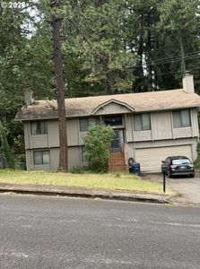 190 Coachman Dr, Eugene, OR, 97405