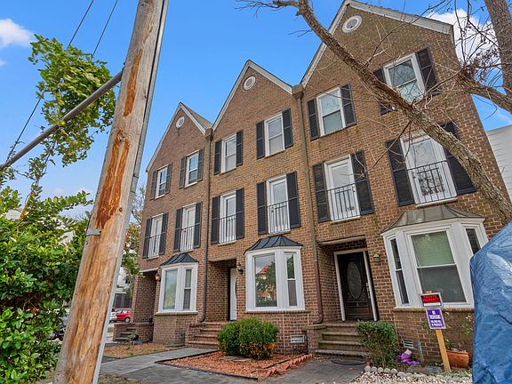 4th image of 1506 Chester St. #B