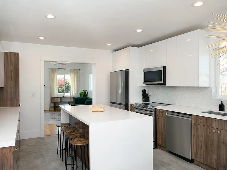 2333 N Edgemere St — Photo 22
