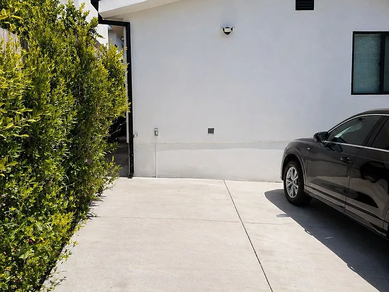 2822 1/2 Waverly Dr — Photo 22