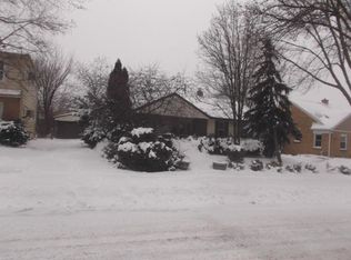3771 N 97th St, Milwaukee, WI 53222