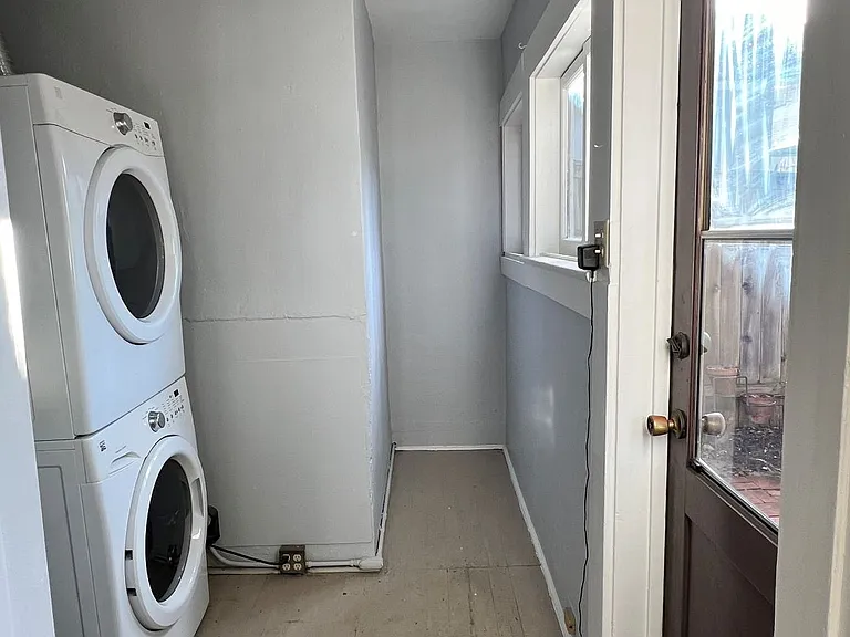 908 Pomona Ave — Photo 12