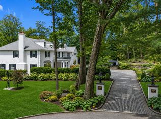 45 Southeast Road, Sands Point, NY 11050