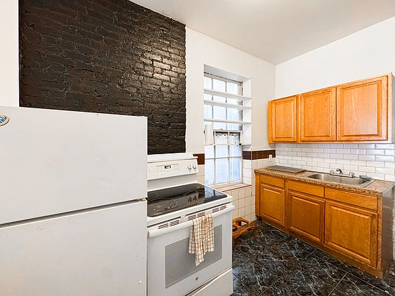 5th image of 55 2nd Ave APT 12