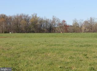 4000 Country Dr, Dover, PA 17315