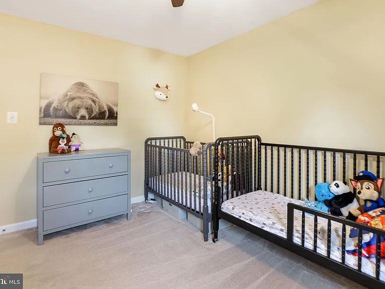 8011 Jackson Rd — Photo 44
