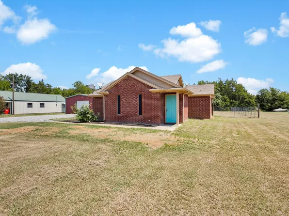 339 County Road 2608, Bonham, TX 75418