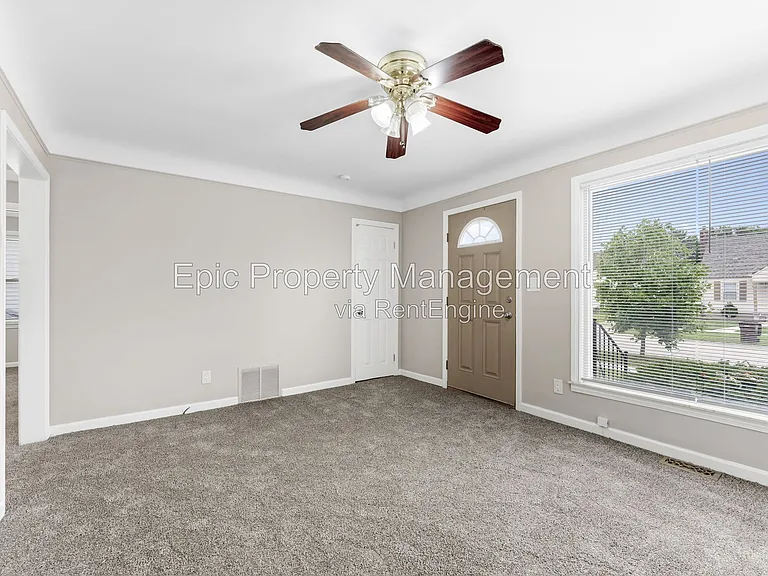 12985 Walnut St — Photo 6