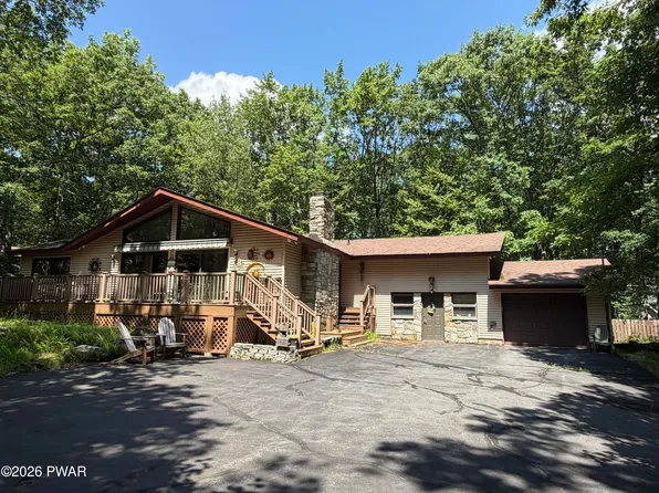 432 Maple Ridge Dr, Lords Valley, PA 18428