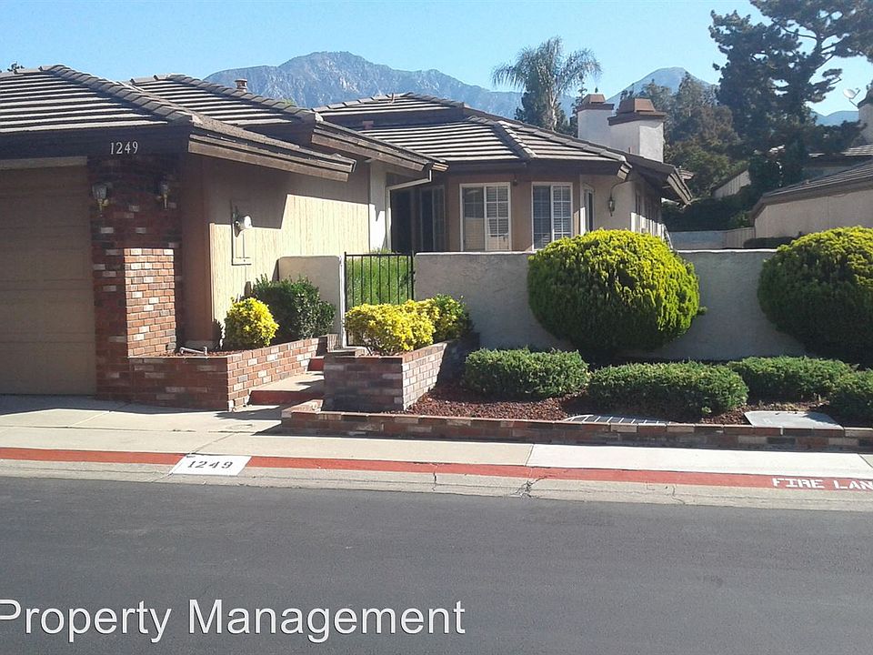 2nd image of 1249 Tamarisk Cir