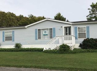 638-308 308 Fresh Pond Ave, Calverton, NY 11933