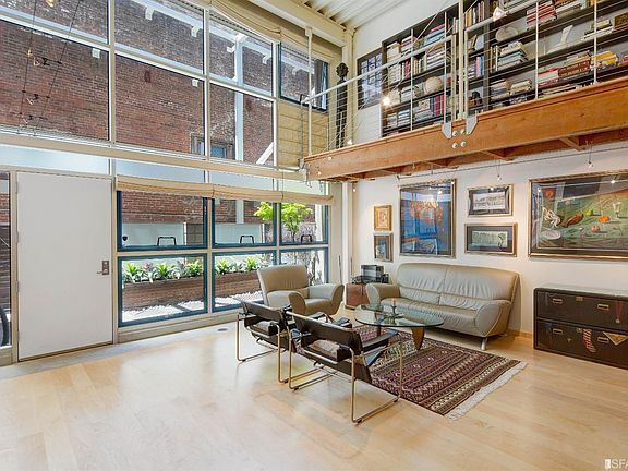 5th image of 650 Delancey St APT 218