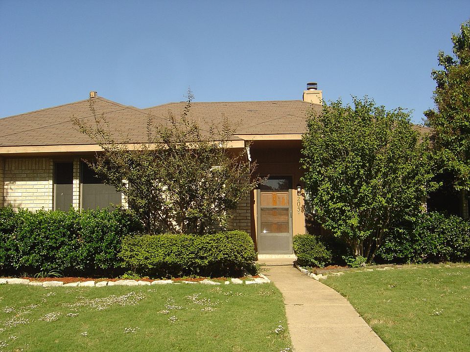 1st image of 7205 Aberdeen Dr