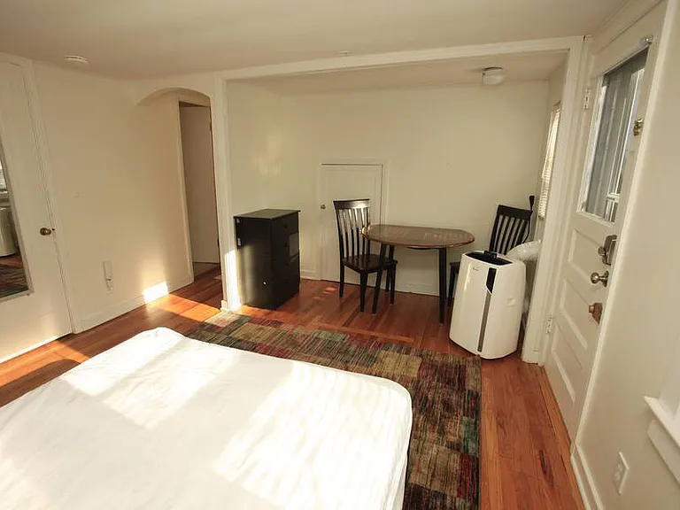 602 Monroe St #602-1 — Photo 6