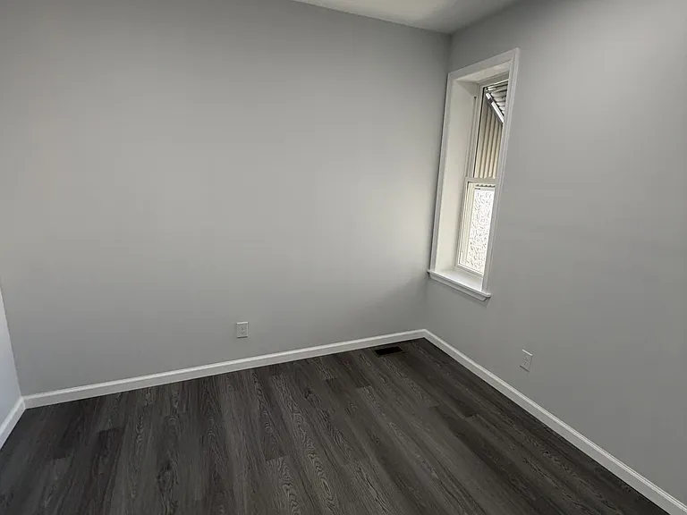 1336 S 29th St #1 — Photo 10