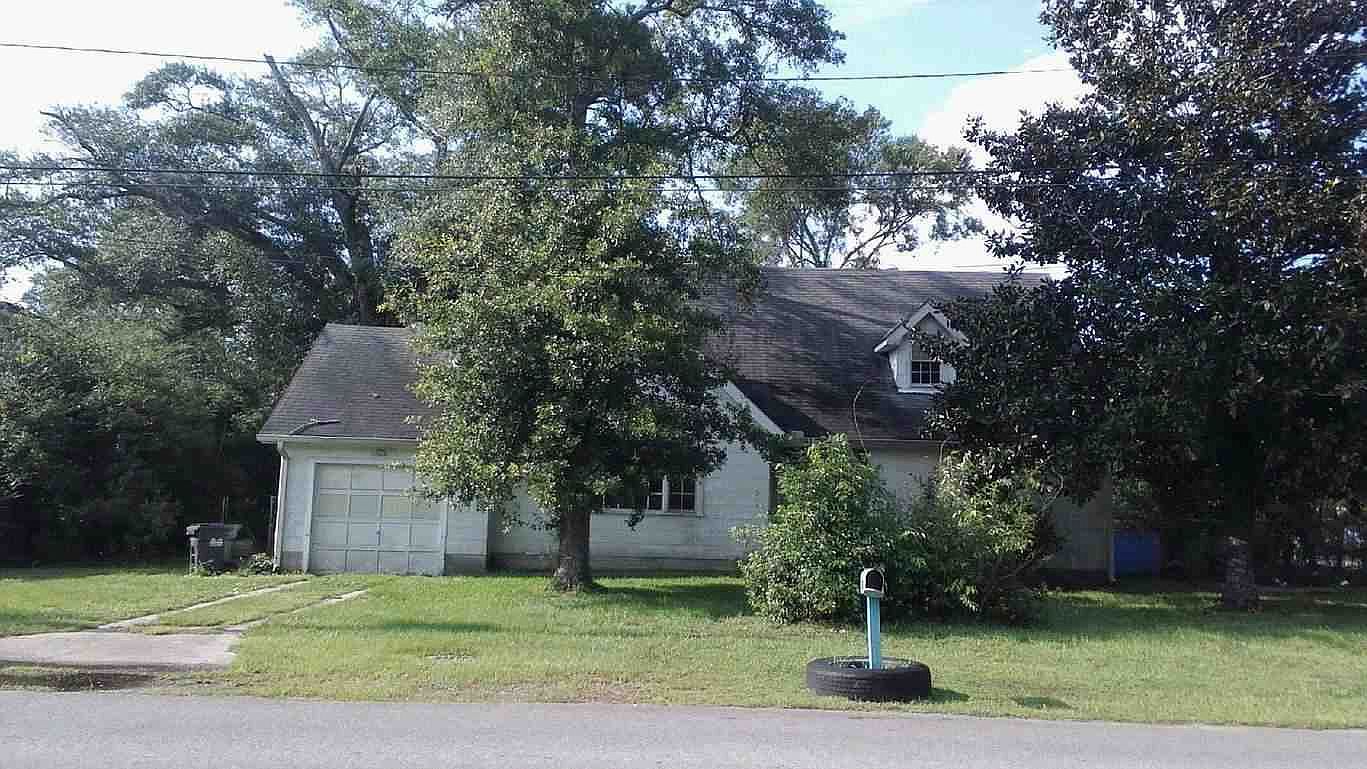 100 12th Ave, Chickasaw, AL 36611 Zillow