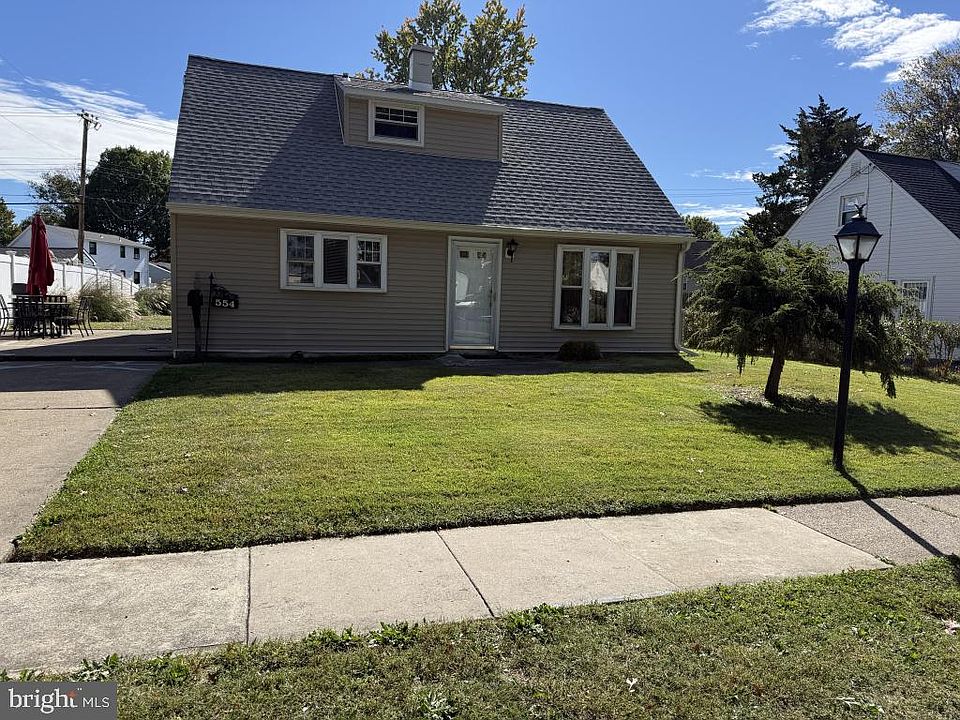 1st image of 554 Doloro Dr