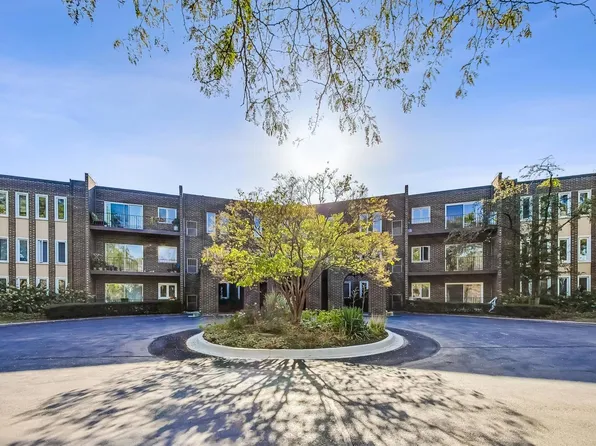 1500 Sandstone Dr APT 316, Wheeling, IL 60090