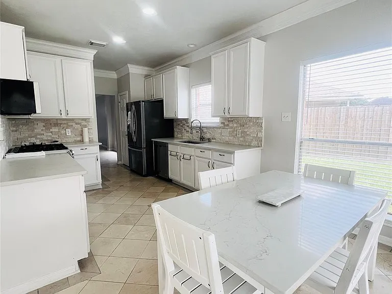 8511 Nashwood Ct — Photo 7