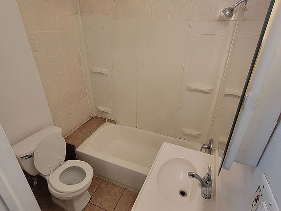Modern Bathroom