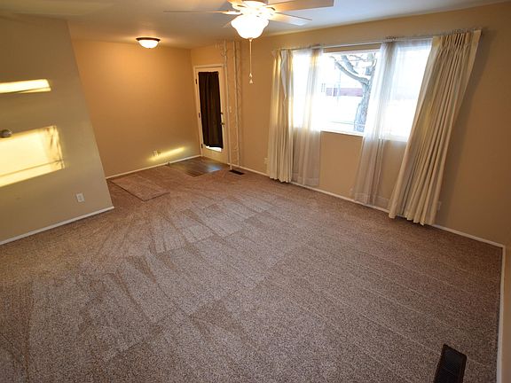 4th image of 1734 Leland Ave