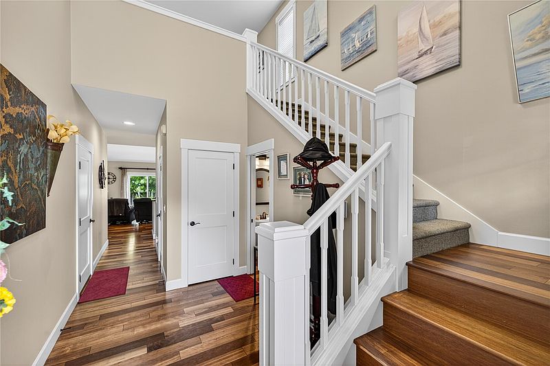 2nd image of 1618 28th Street