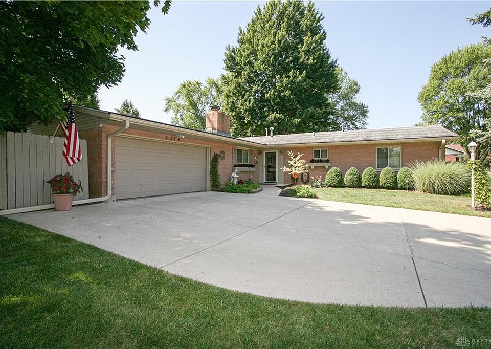 1st image of 2324 Glenheath Dr