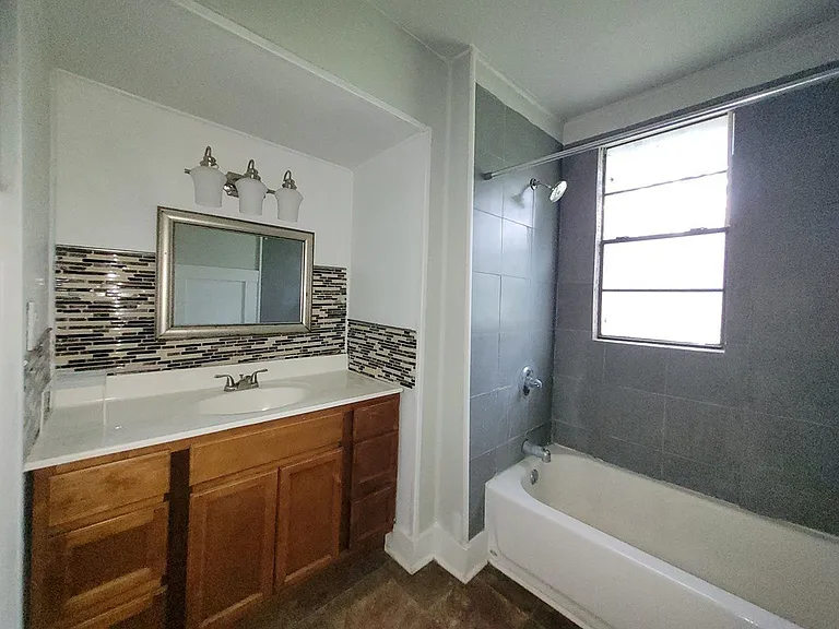205 N Lelia Ave — Photo 13