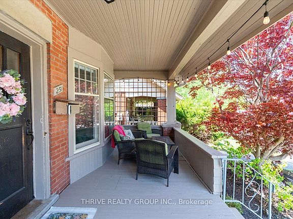 5th image of 251 Ridout St S