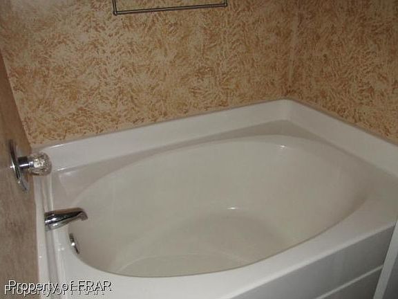 5th image of 916 Kennesaw Dr