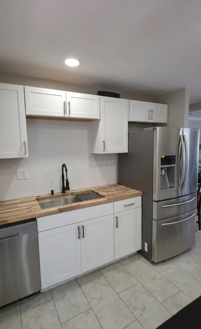2 bed, 808 sqft, $3,450 — Photo 2