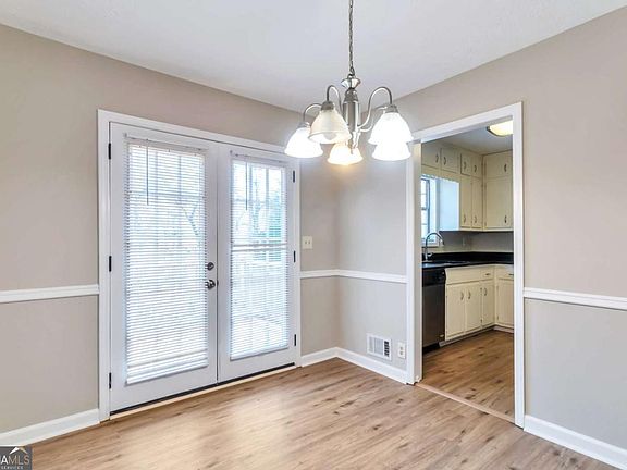 5th image of 3768 Glen Mora Dr