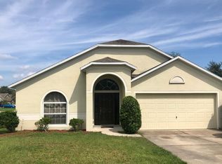 4031 Waltham Forest Dr, Tavares, FL 32778