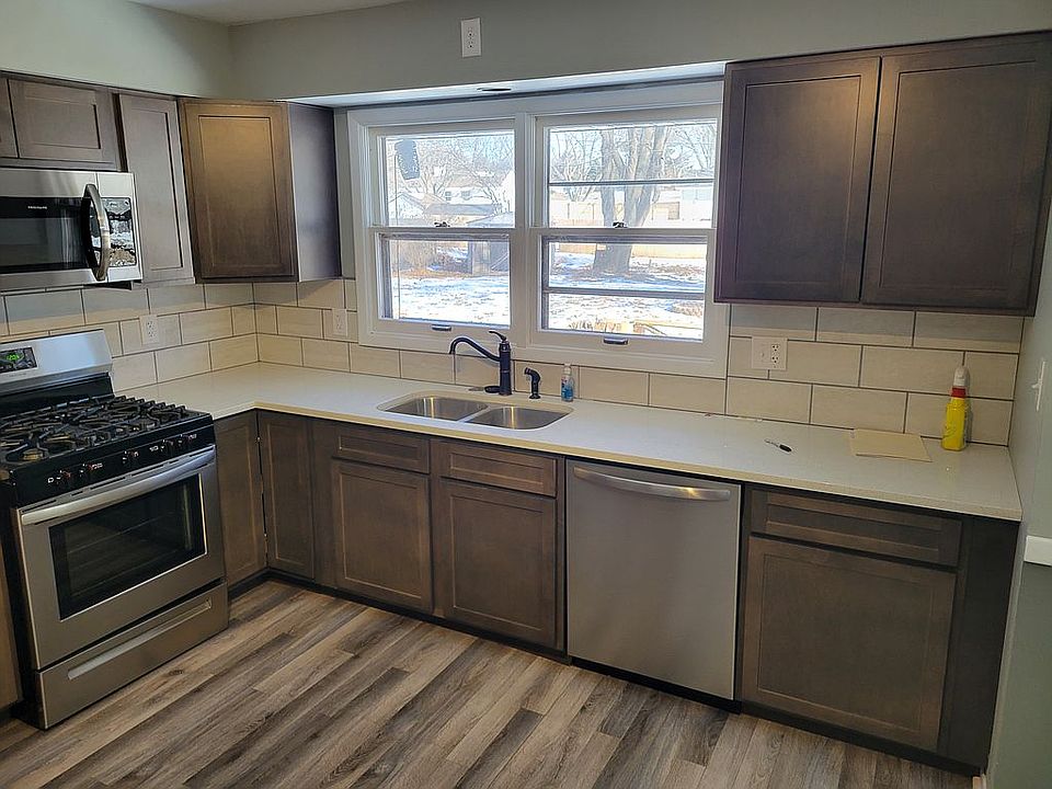 1st image of 4914 Radnor Dr